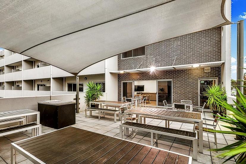 Quest Bundoora Aparthotel Melbourne Buitenkant foto